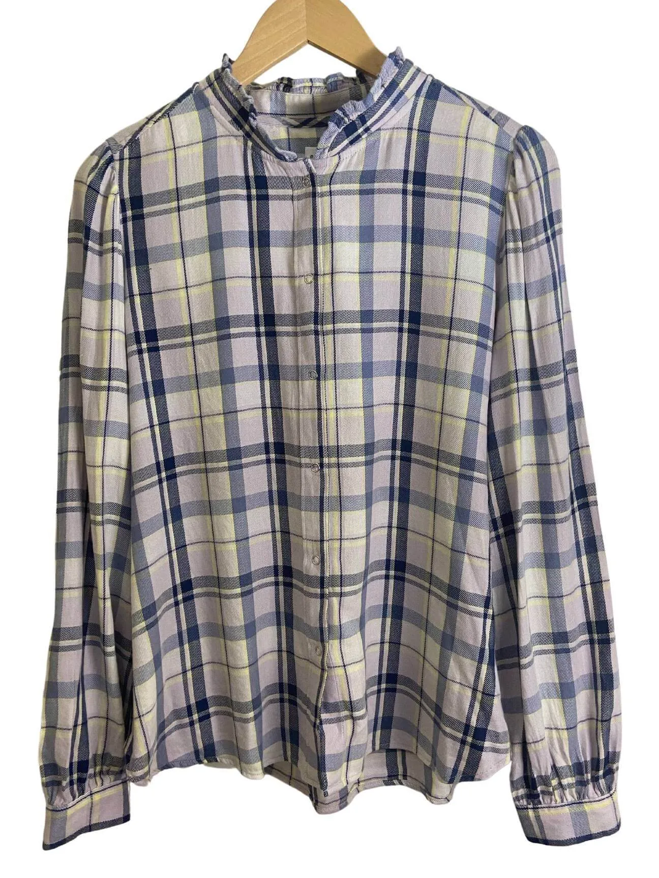 Soft Summer Plaid Ruffle Shirt
