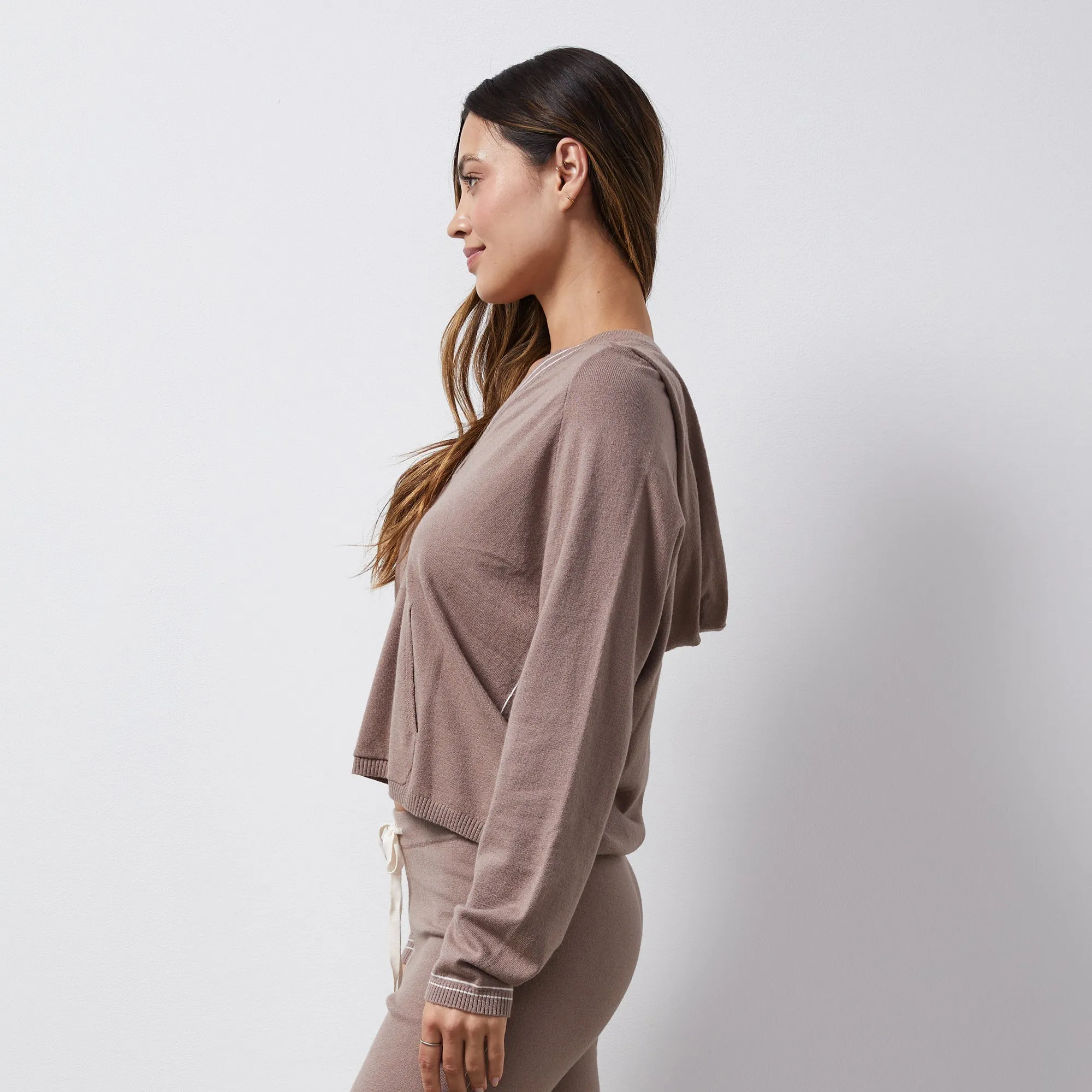 Light Soft Knit Contrast Stitch Hoody AdjustableStraps Soft Presence