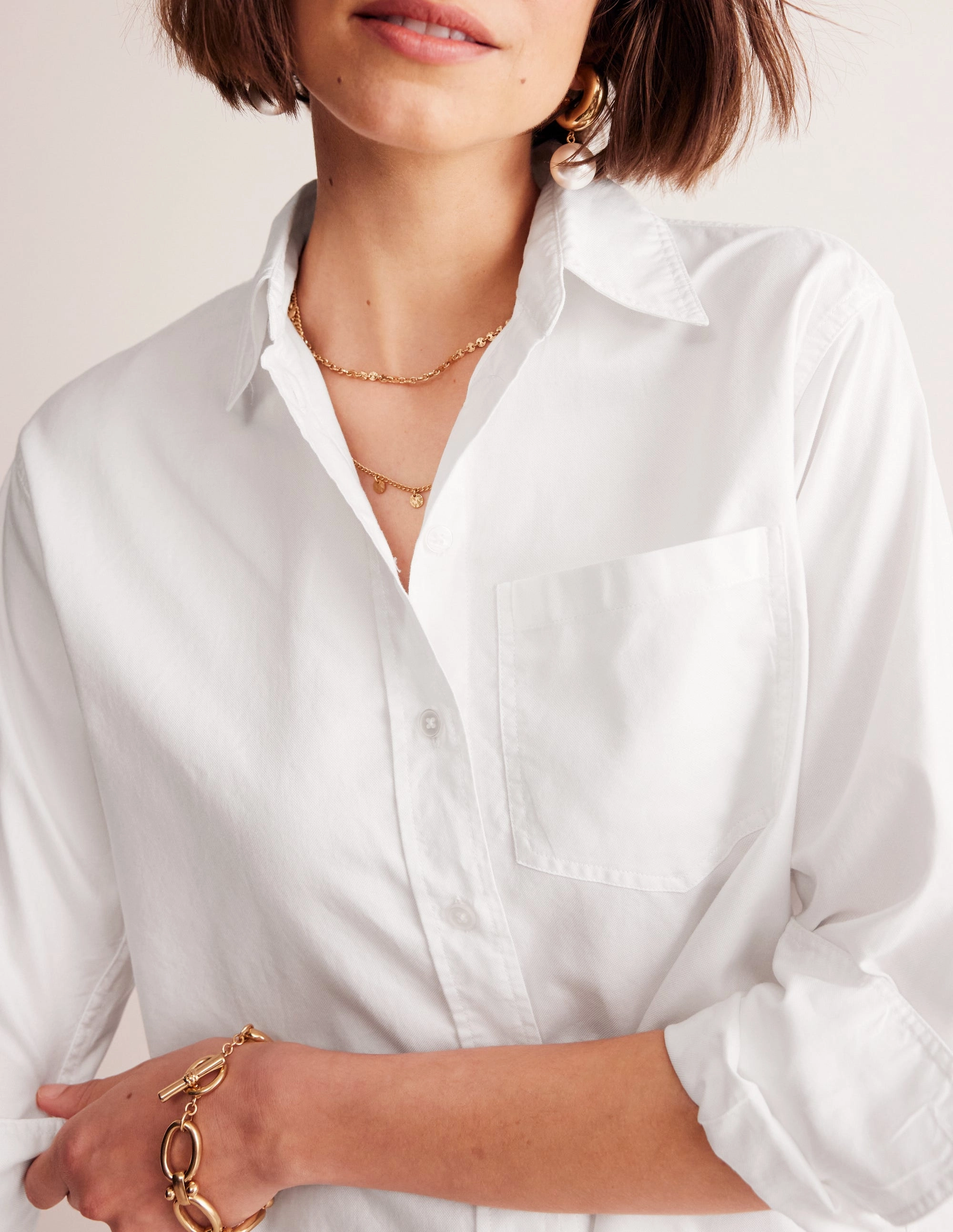 Connie Relaxed Cotton Shirt-White Daily Wear Interlock Stitching