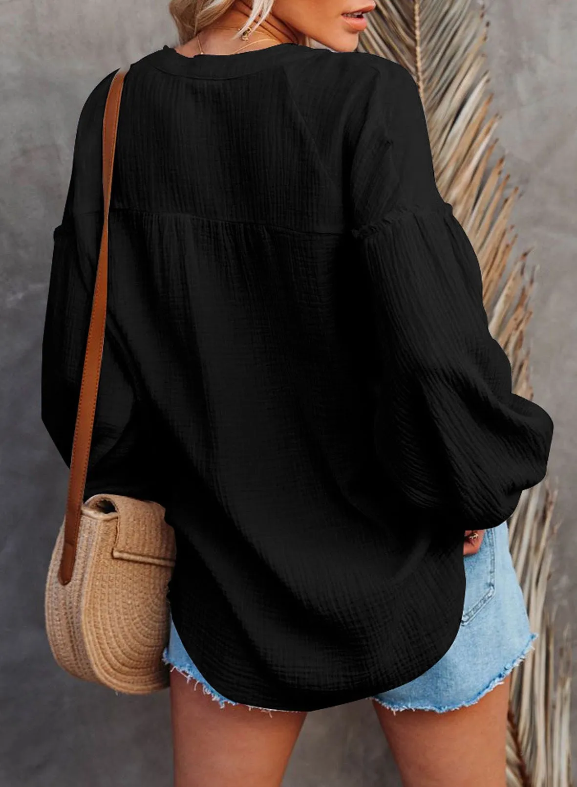 Solid color mosaic lantern sleeve button V-neck casual shirt woman