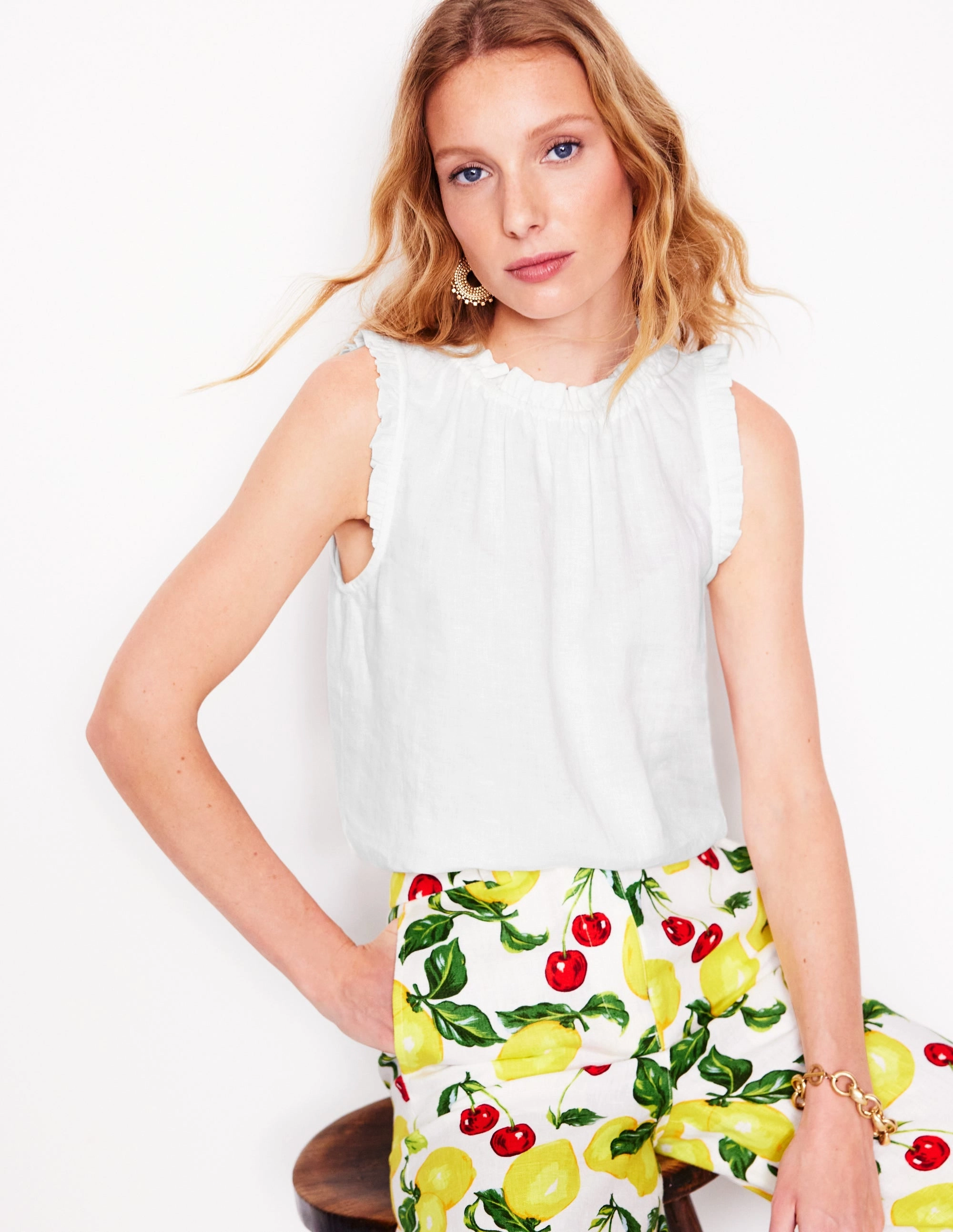 Breathable Ventilation Sophie Ruffle Linen Top-White