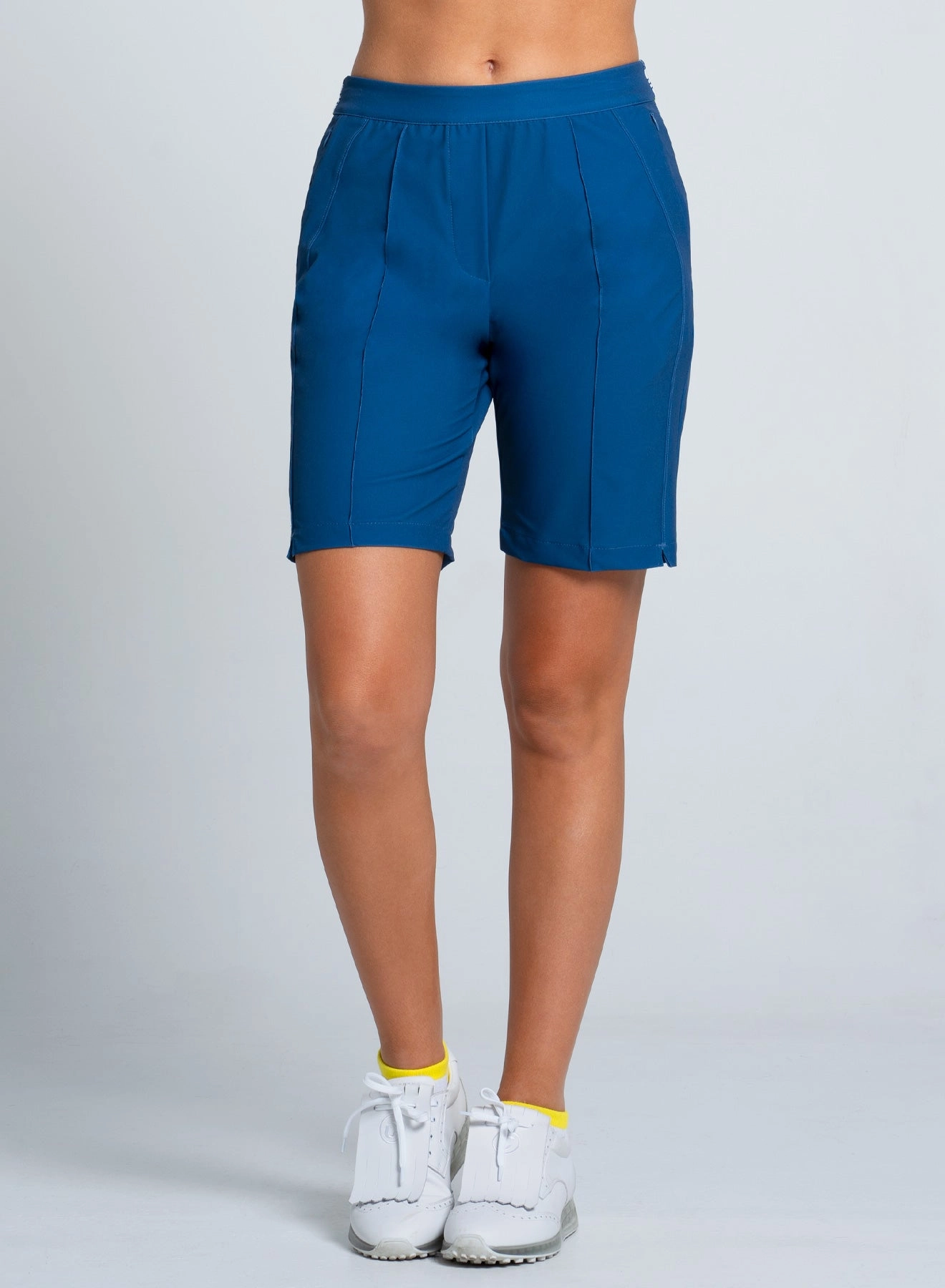 MultiPocketDesign Steel Cut Short