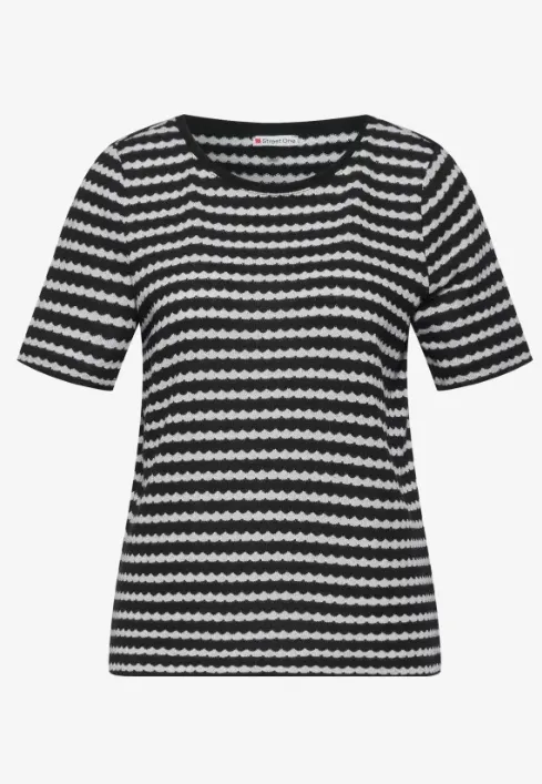 STREET ONE<BR>
T Shirt with Knitted Look<BR>
Black<BR>
