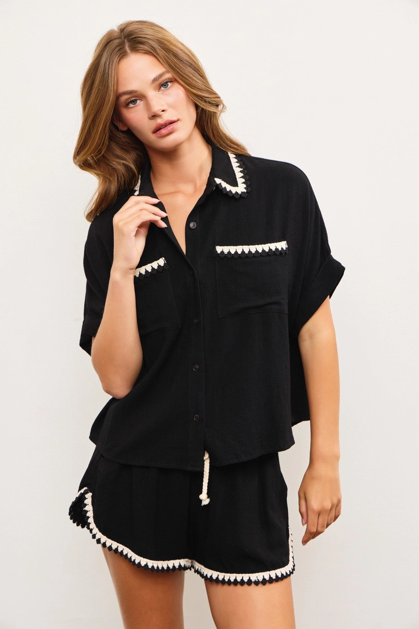 Bonded Seam Technology Bold Design ANA WOVEN BUTTON-DOWN TOP