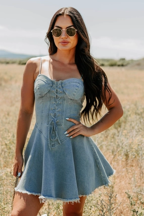 Watch Her Rise Sleeveless Denim Mini Dress (Denim) Hook-And-Eye
