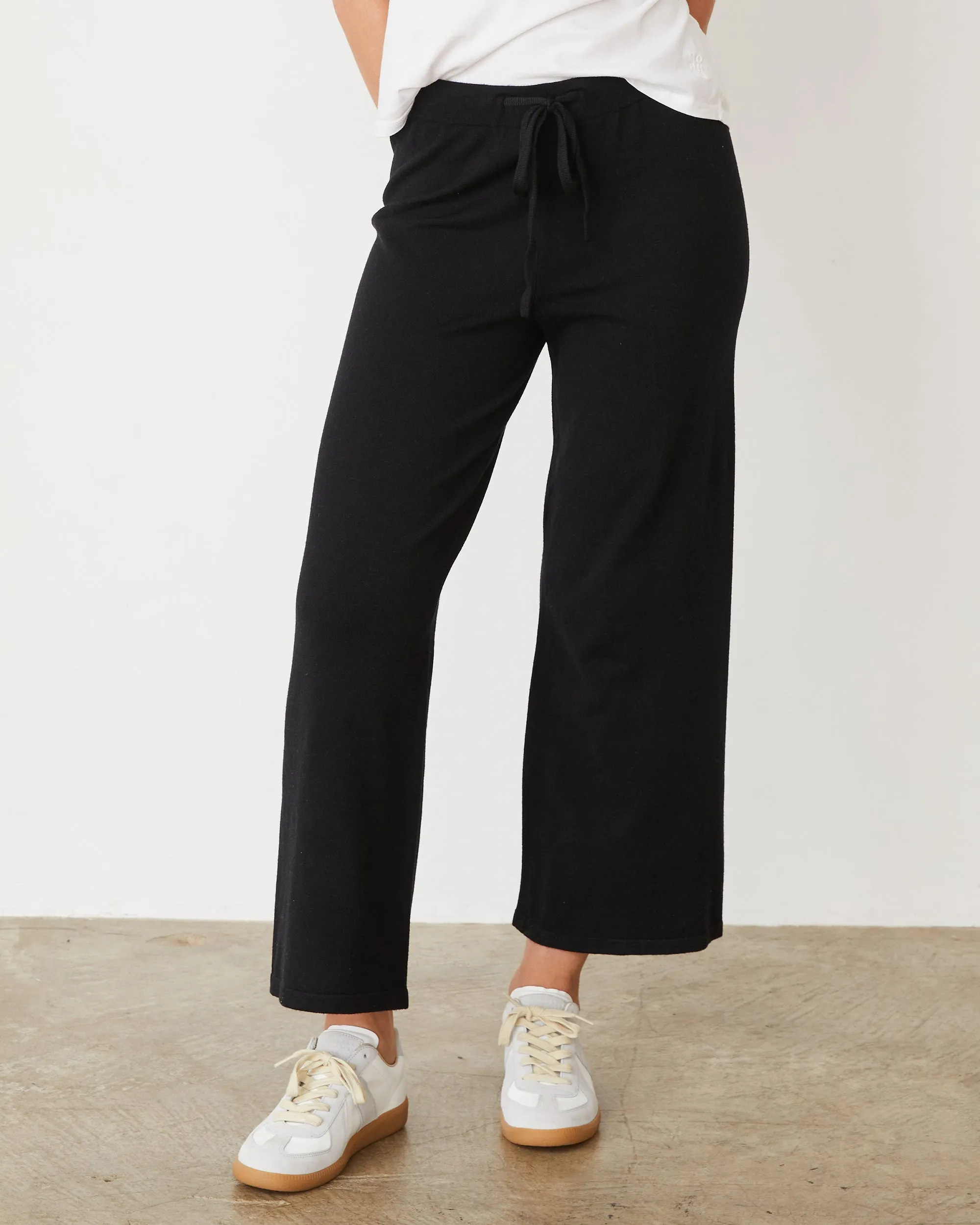 Light Soft Knit Crop Lounge Pant Light Fabric Urban Style