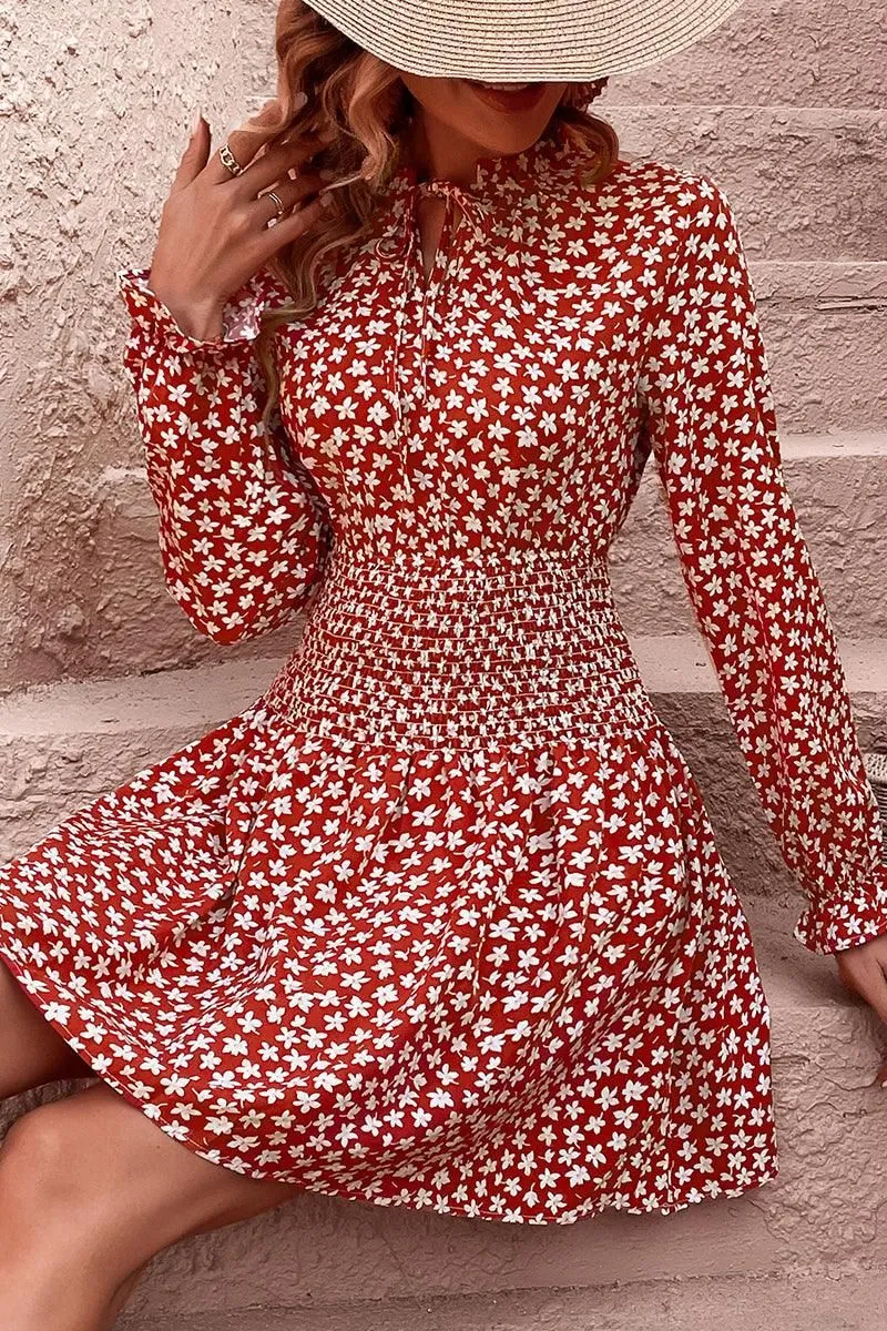 Light and Comfortable Wear FLORAL SLEEVE SLIM WAIST DRESS