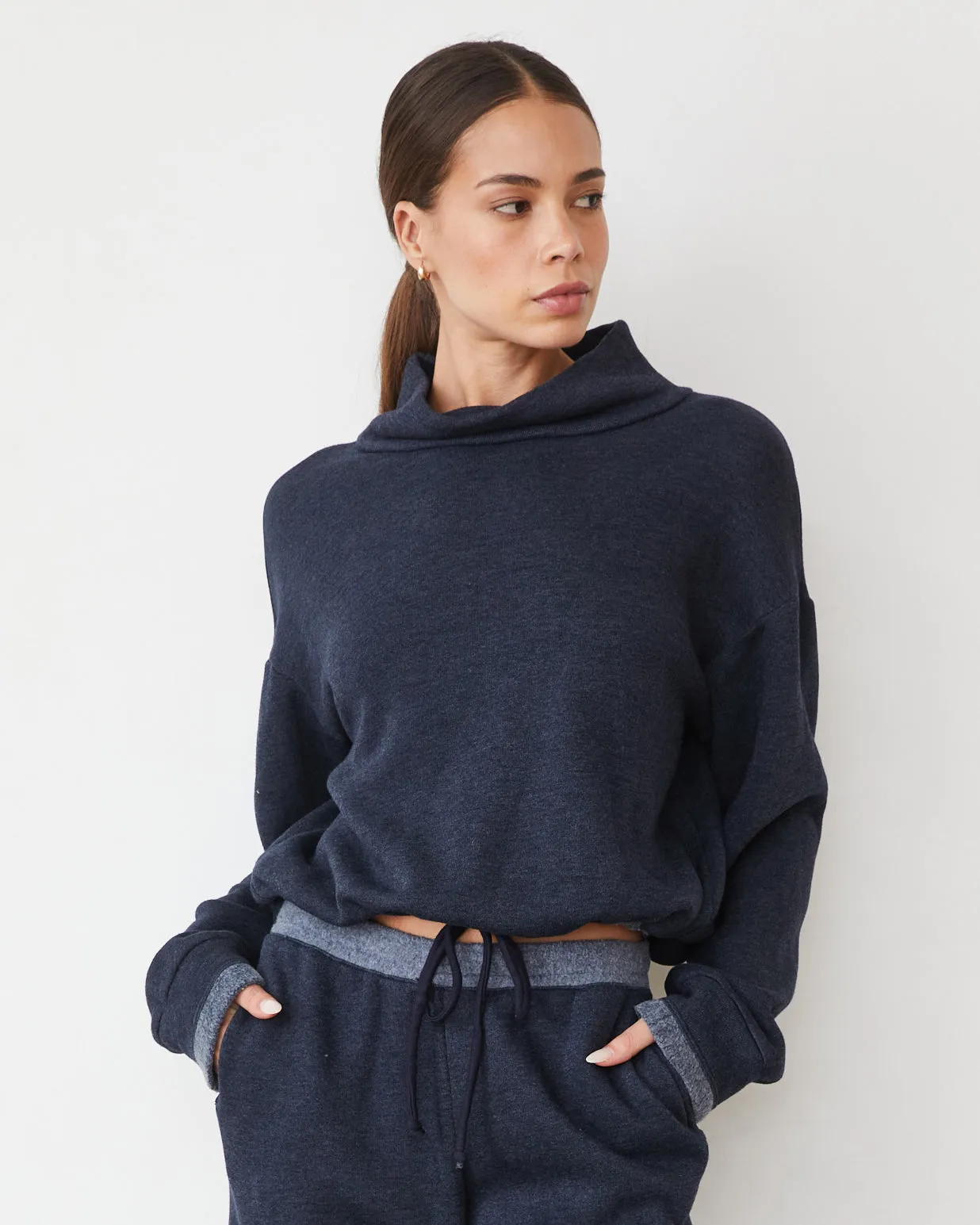 Teddy Fleece Funnel Pullover NoSlipGripperBand