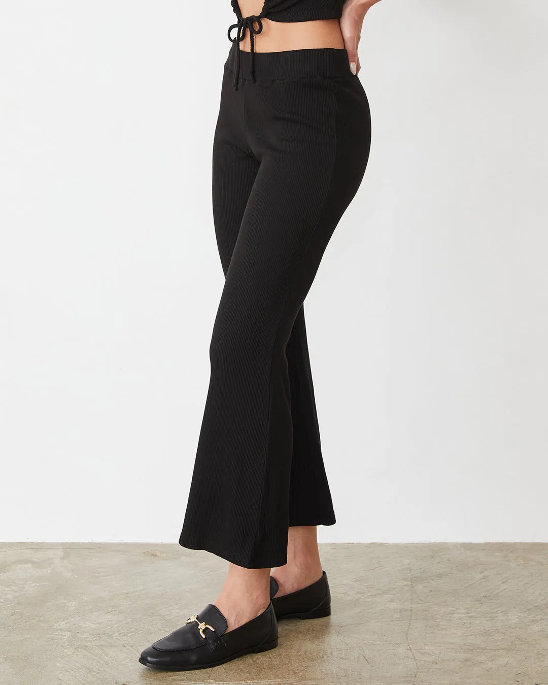 Lightweight Thermal Flexible Neckline Tencel Rib Kick Flare