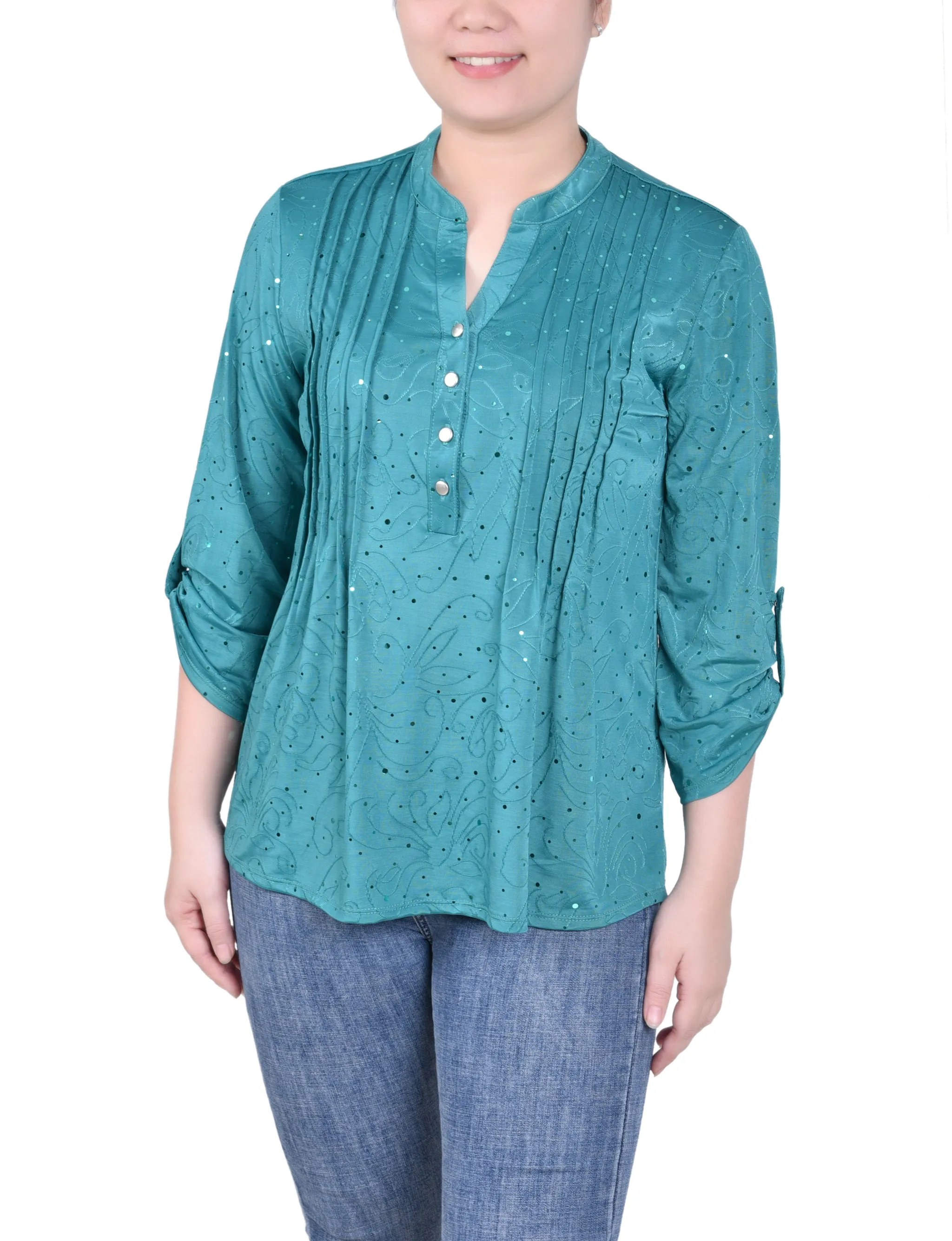 TaglessComfort VentilatedBackPanel Petite 3/4 Sleeve Roll Tab Y Neck Top