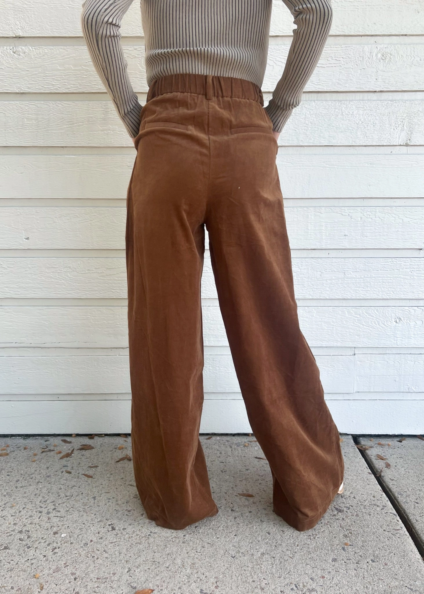 AMY CORDUROY PANTS Feminine Cut