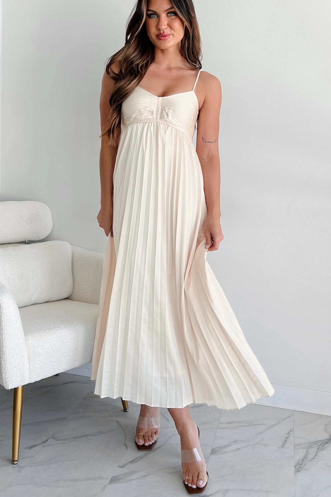 Garden-Party Essential Chicness Pleated Satin Dress (Champagne)