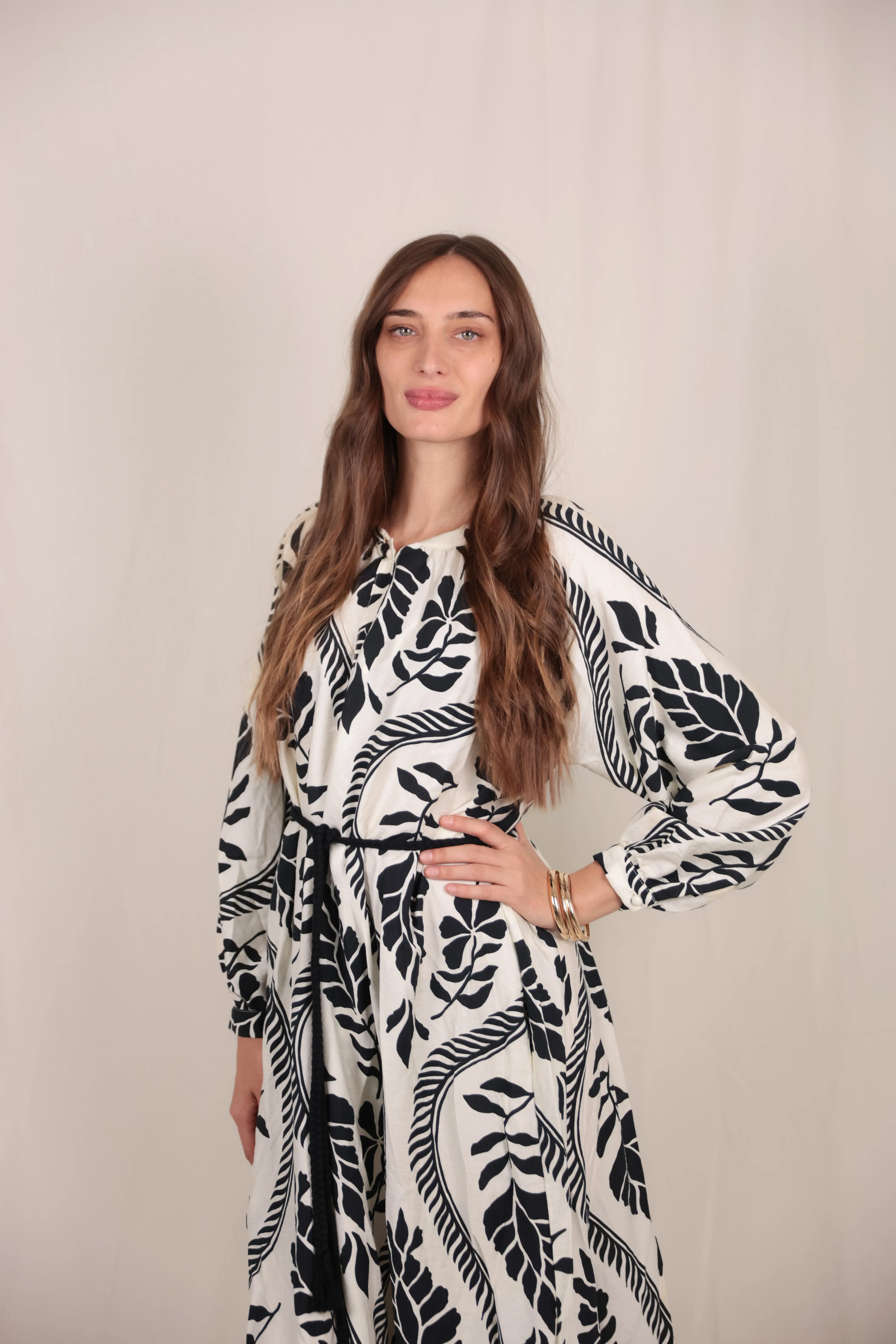 Relax Motion Understated Glam Mila Dress