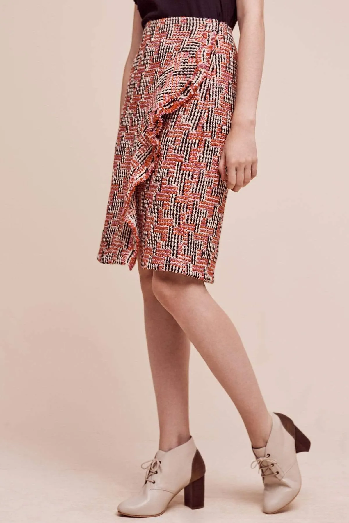 Performance Outfit Tweed Pencil Skirt