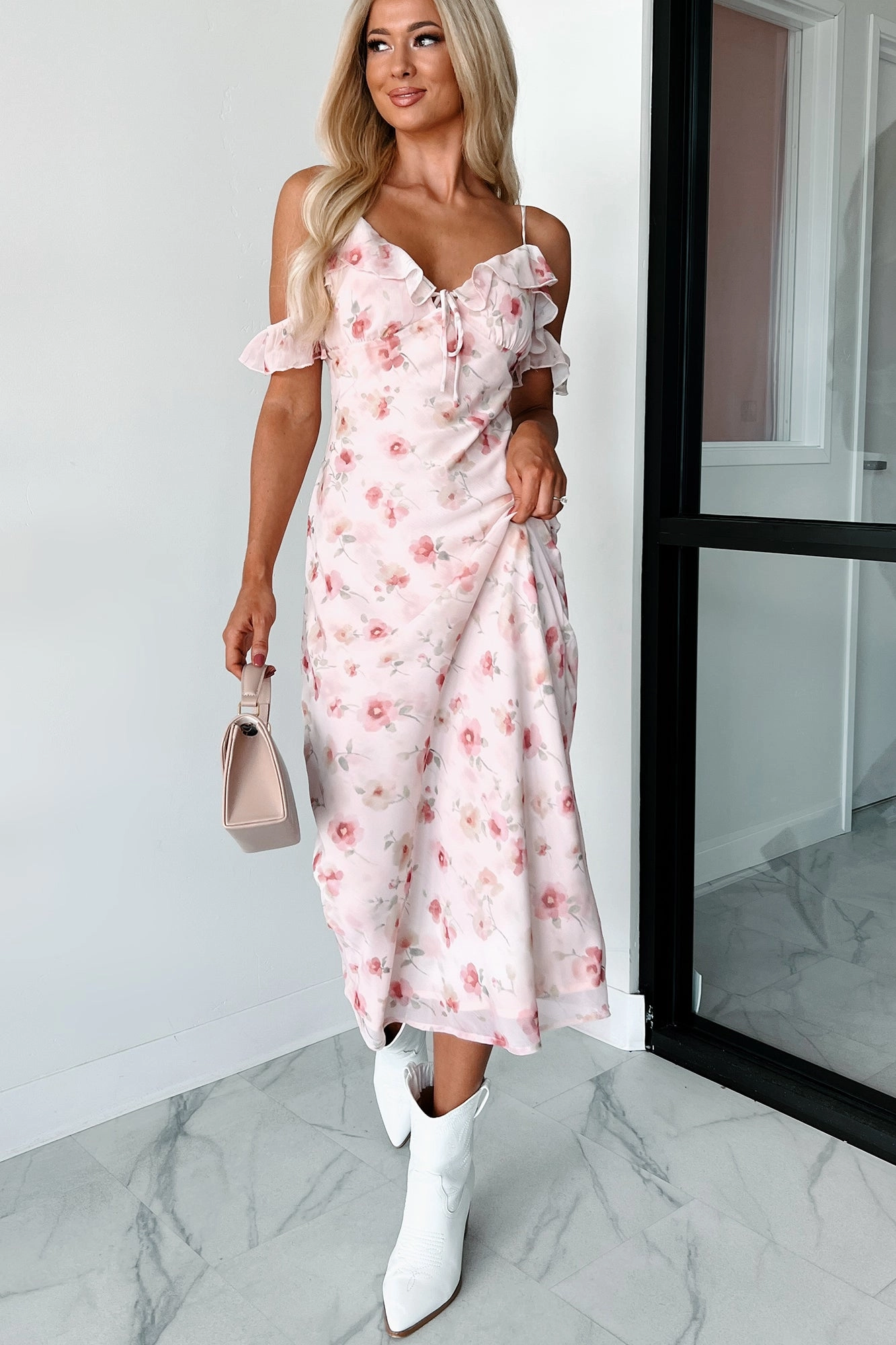 All-Day Fit Undoubtedly Charming Floral Maxi Dress (Pink)