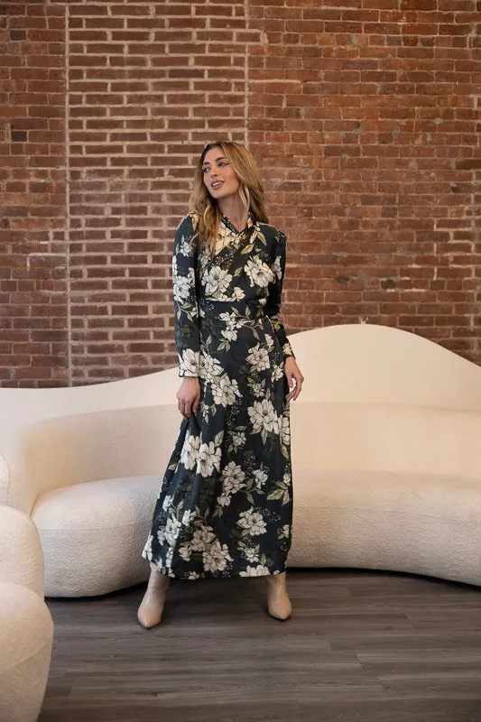 Smooth Outline Smart Cut Kalina Floral Dress
