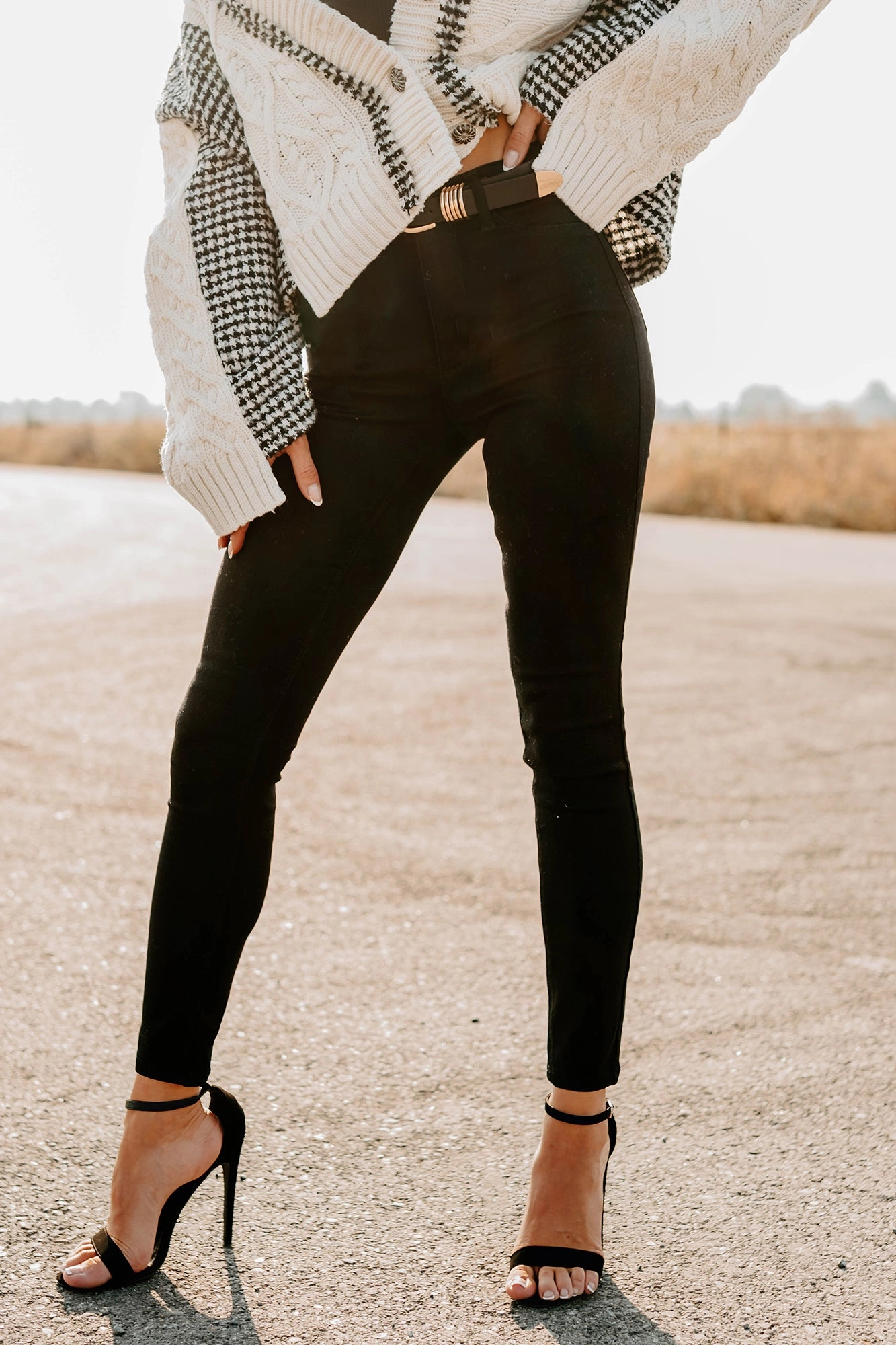 DoubleLayeredFabric Minimalist Stitching Rogue High Rise Super Skinny Cello Jeans (Black)