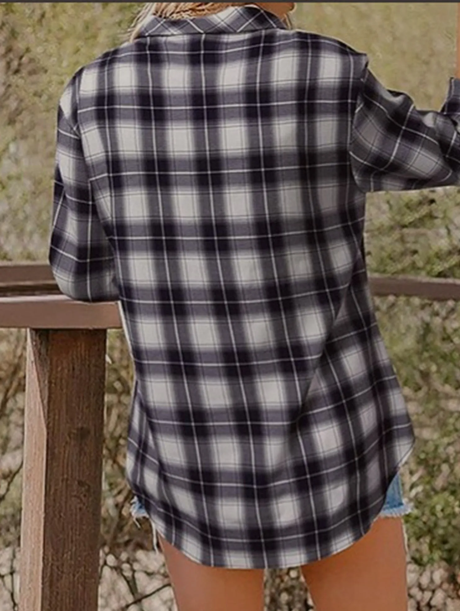 MultiDirectionalStretch V-neck lapel loose-fitting women's plaid shirt