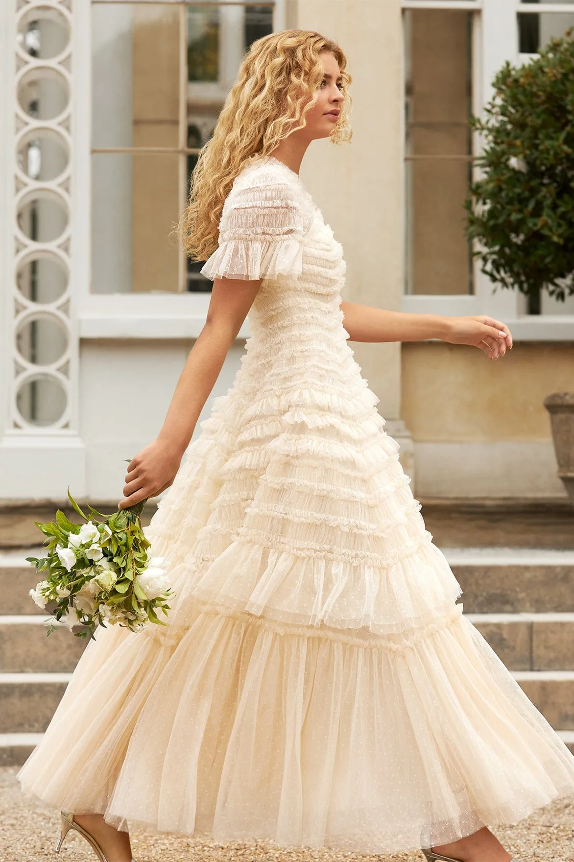 Quick-Dry Clean Chic Valentine Ruffle Gown