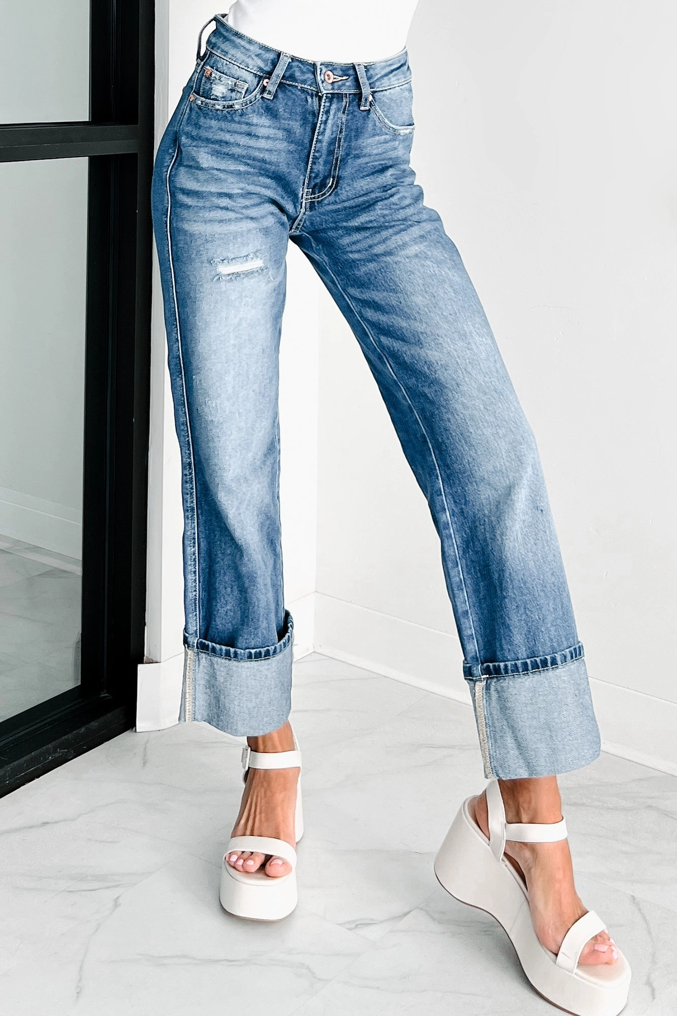 Lovett Special A High Rise Dad Jeans With Cuff (Medium) Body Contour