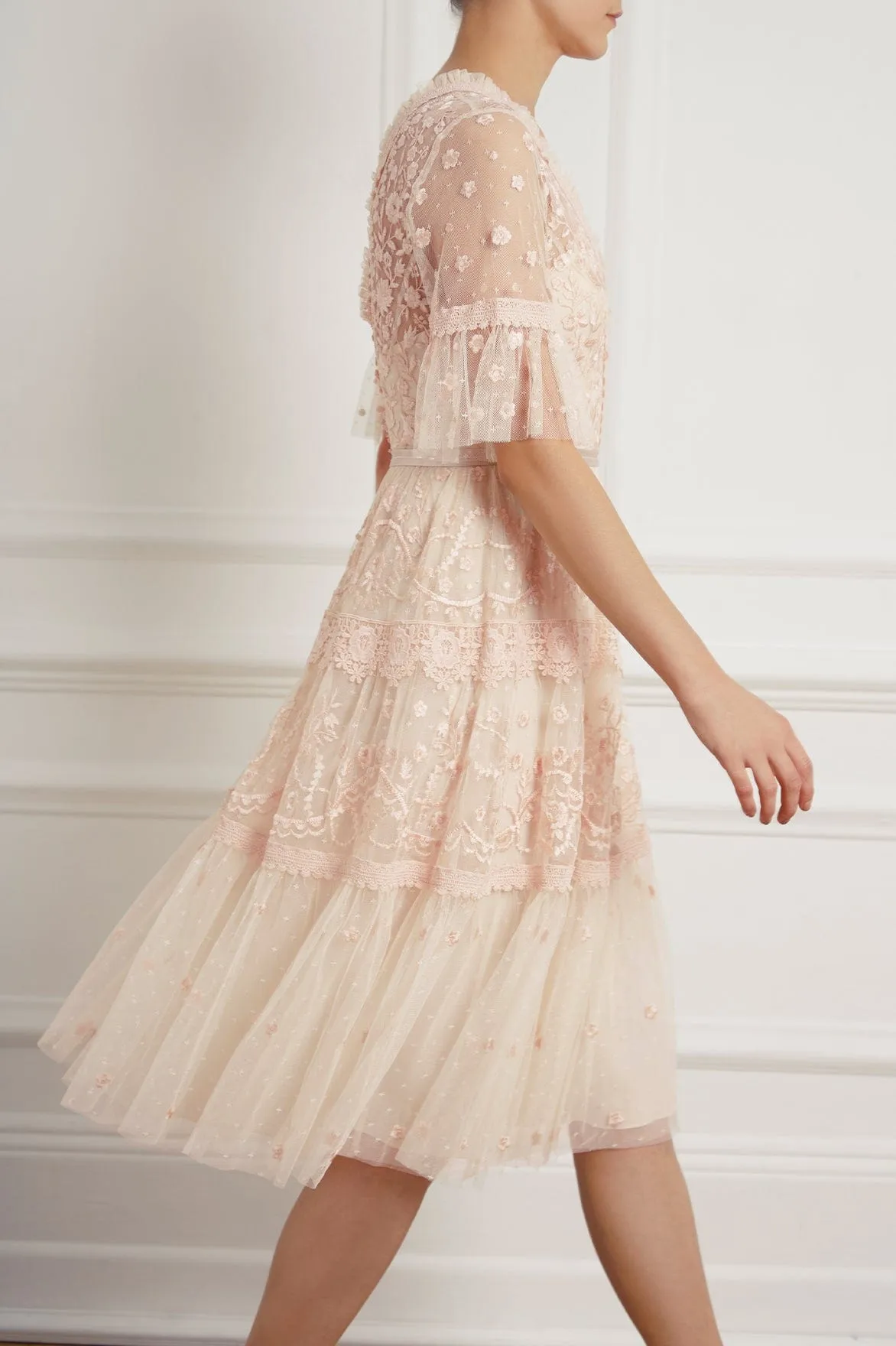 Work Vibes Midsummer Lace Dress
