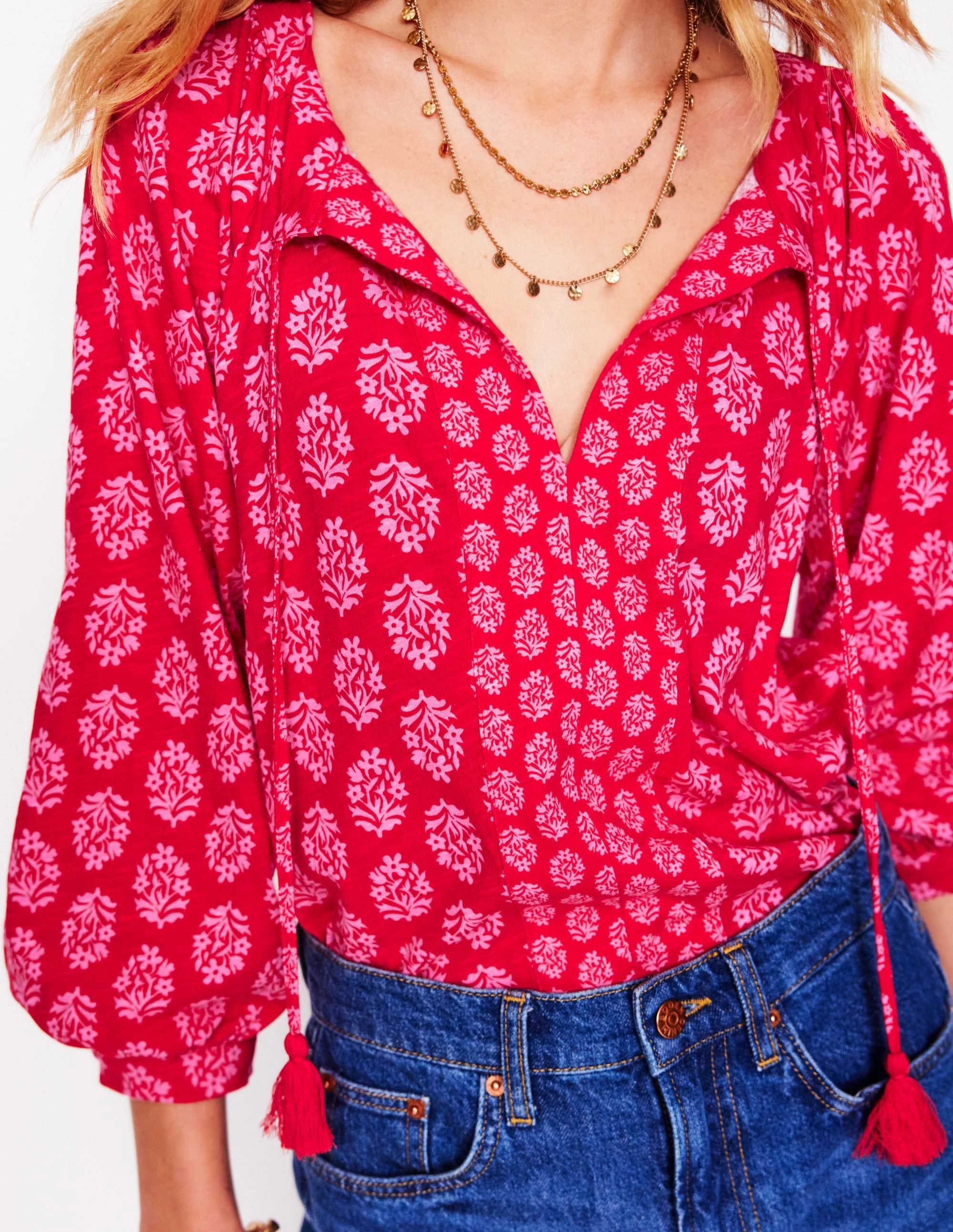 MicrofiberBlend AntiSnagYarnProcessing Blouson Sleeve Raglan Top-Posy Stamp