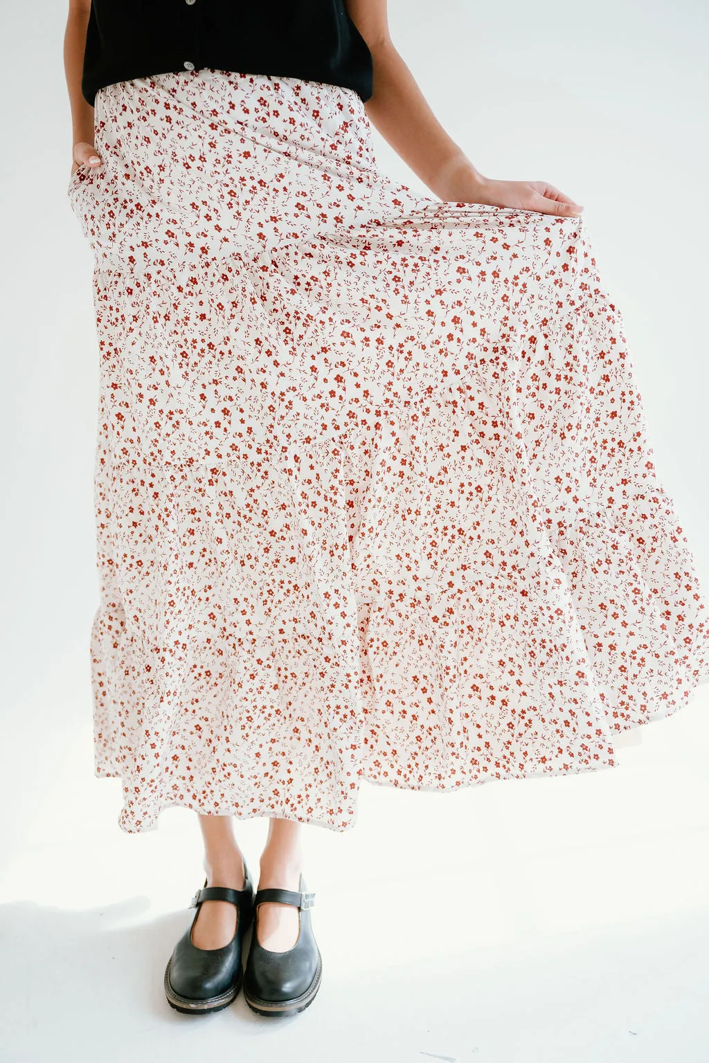Lightweight texture Mary Skirt