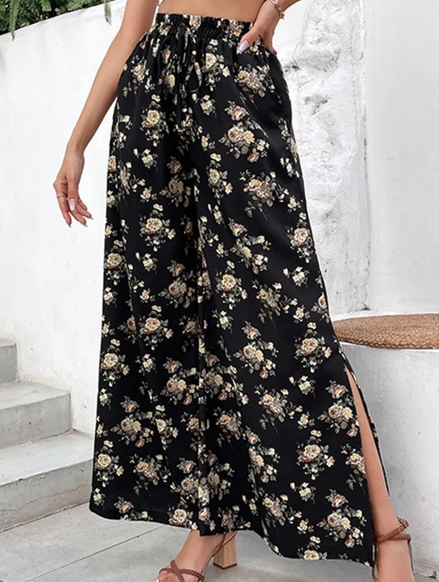 WIDE LEG PANTS WITH LOUD PRINT Modern Utility Breathable Layer Fit