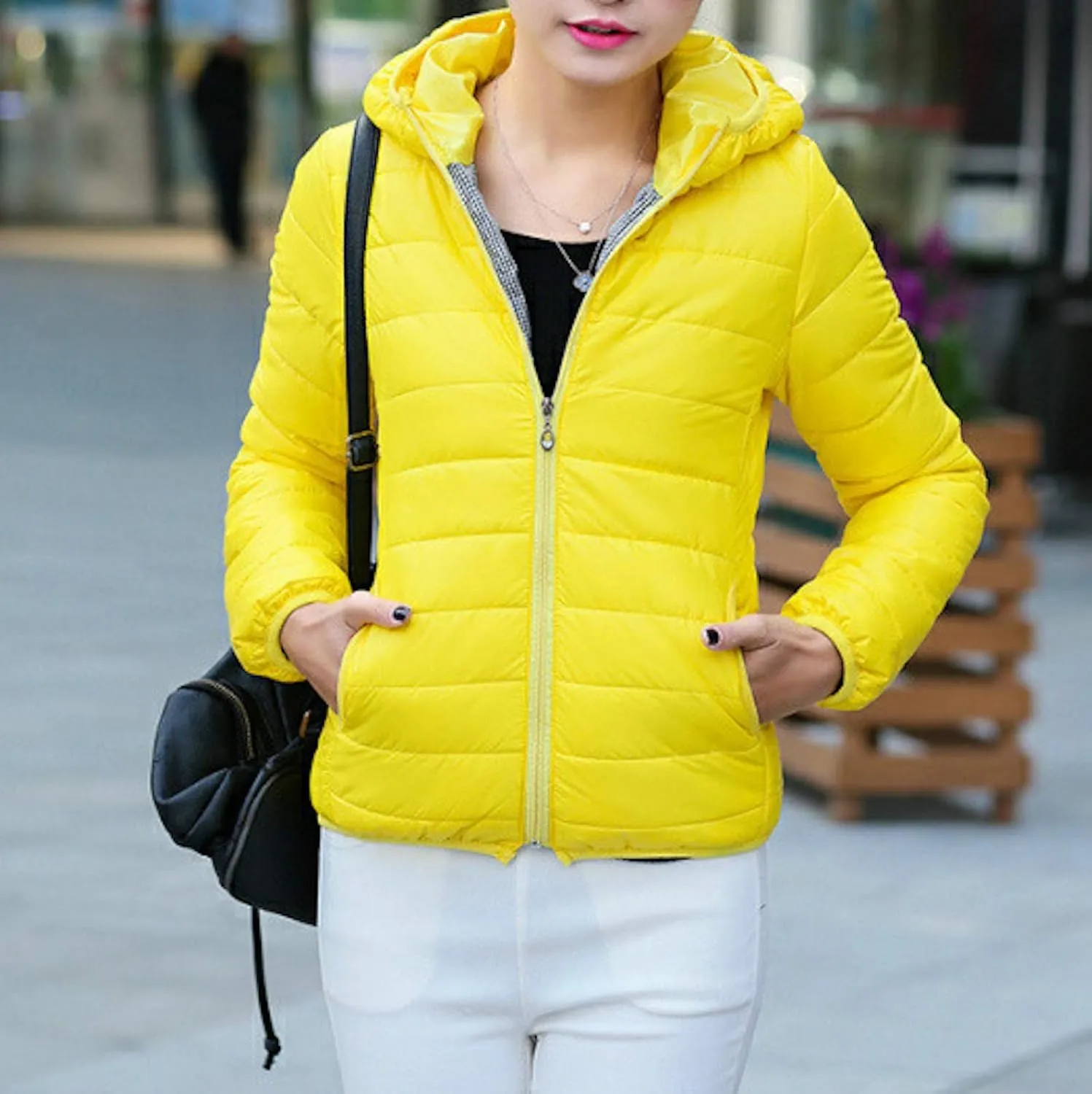 Women's Lightweight Quilted Jacket Hooded Puffer Down Jacket Packable