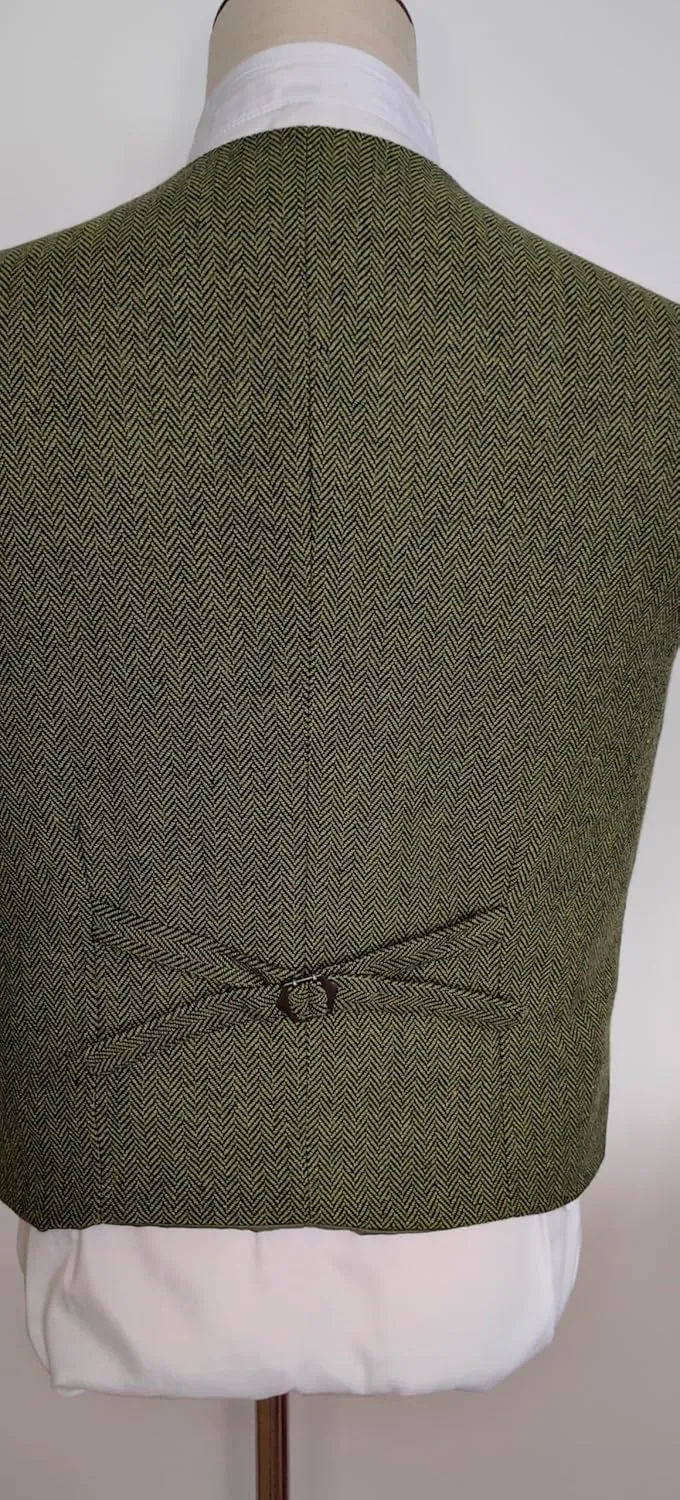 Yarizm Casual Men's Vests Herringbone Tweed Vest V-Neck Waistcoat For Men Retro Men's Wedding Vests Travel Workwear Vest