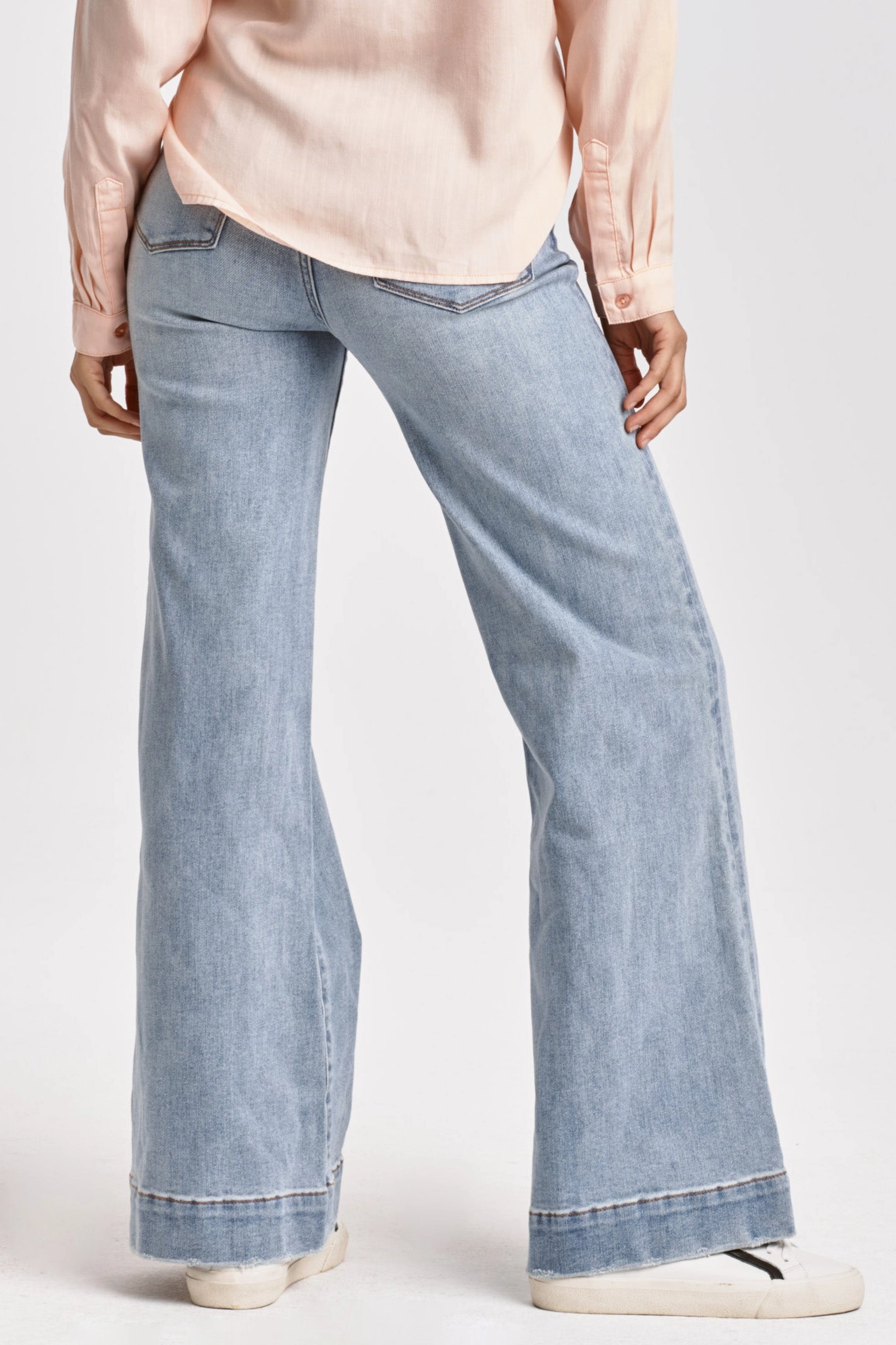WeightedHem Reflective details Dear John Fiona Super High Rise Wide Leg Jeans in Montilla
